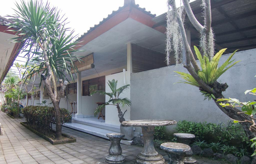 Sanur Pondok Nuri Homestay מראה חיצוני תמונה